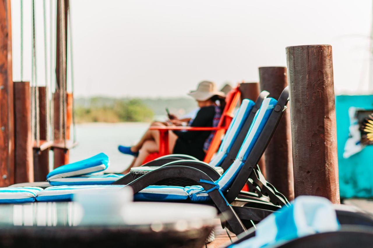 Blue Bird Hotel Bacalar Exterior photo